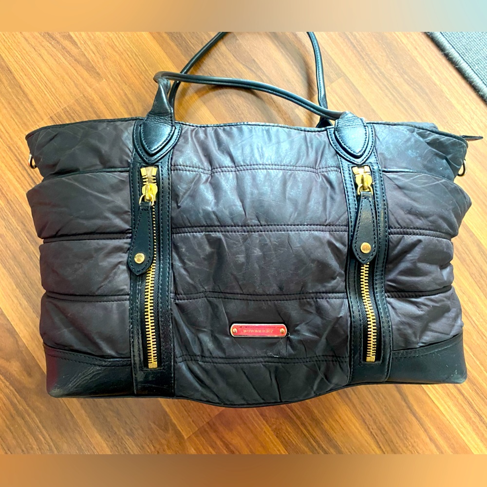 Burberry baby bag/duffel bag + diaper changing mat, shoulder strap + dust bag